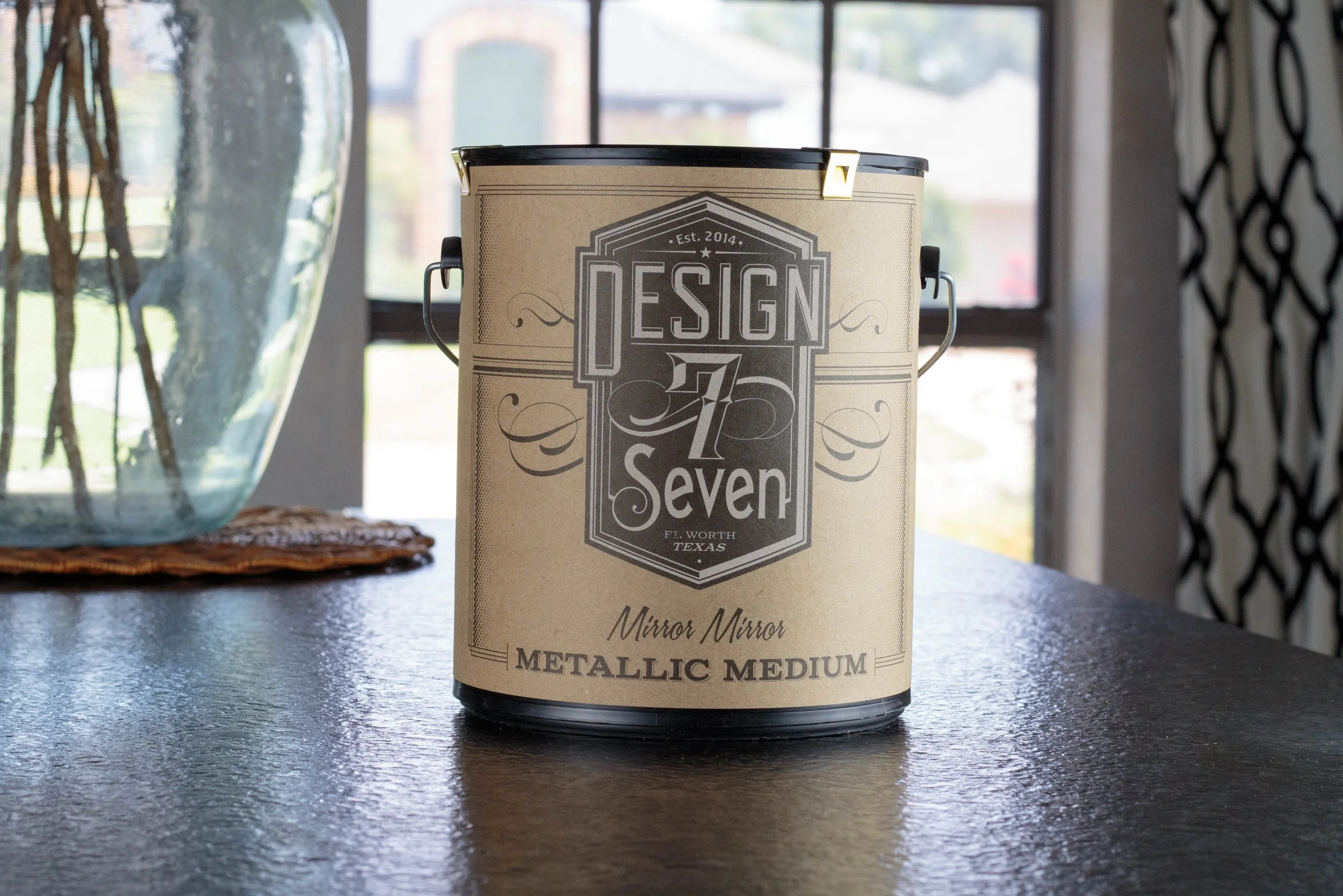 アート・デザイン・音楽 Seven Designers Look at Trademark Design Mirror Mirror Metallic Glaze — Design 7 Seven